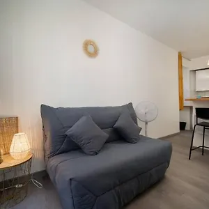 Equipe A Cote/vieux Port/noailles Appartement